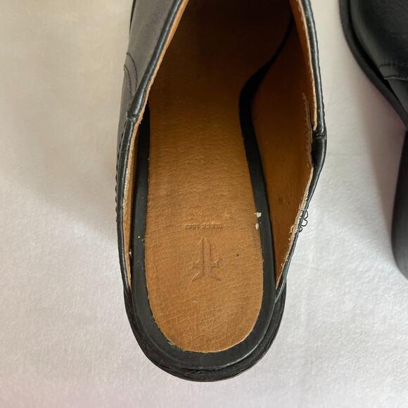Women's 8.5 Frye Serena Mules Black Leather Wedge Sandals Shoes Western - Picture 7 of 10